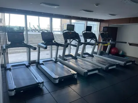 325 S Biscayne Boulevard Miami FL 33131