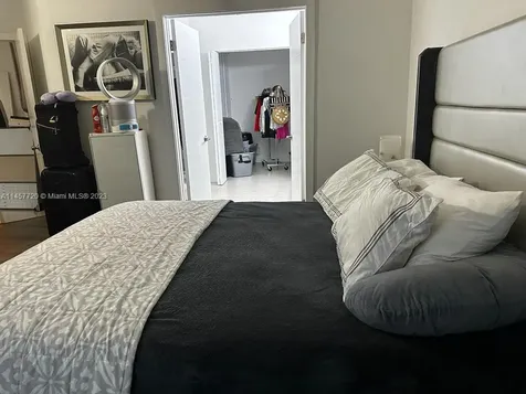 19195 Mystic Pointe Drive Aventura FL 33180