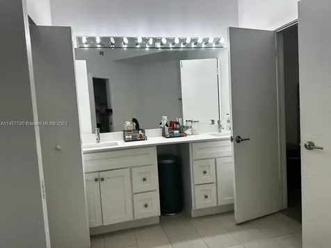 19195 Mystic Pointe Drive Aventura FL 33180