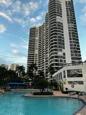 19195 Mystic Pointe Drive Aventura FL 33180
