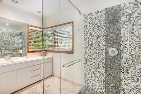2350 NE 213th Terrace Miami FL 33180