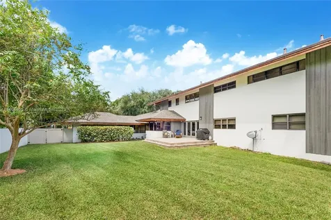2350 NE 213th Terrace Miami FL 33180