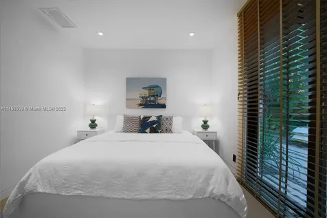 811 86th Street Miami Beach FL 33141