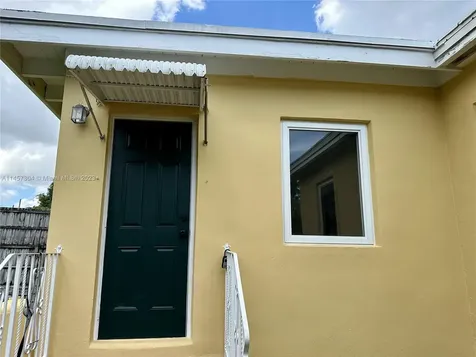 2620 SW 31st Avenue Miami FL 33133