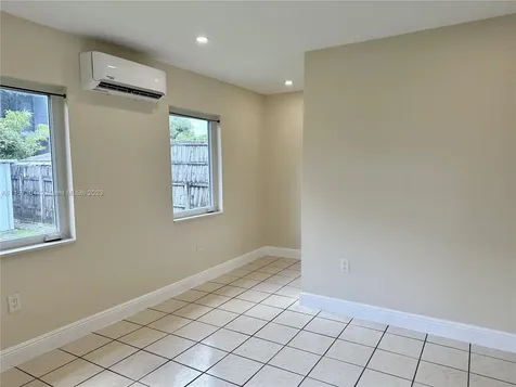 2620 SW 31st Avenue Miami FL 33133