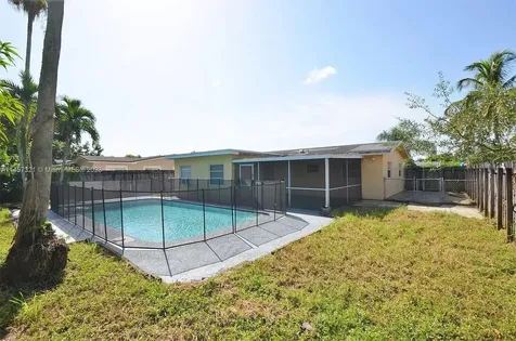 6311 SW 10th Street North Lauderdale FL 33068