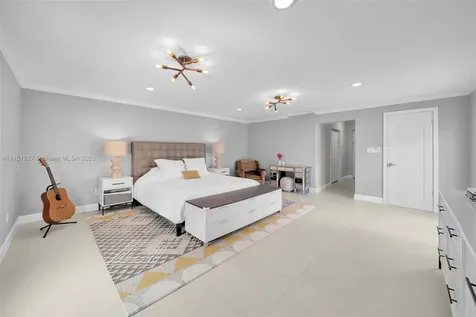9611 SW 72nd Court Pinecrest FL 33156