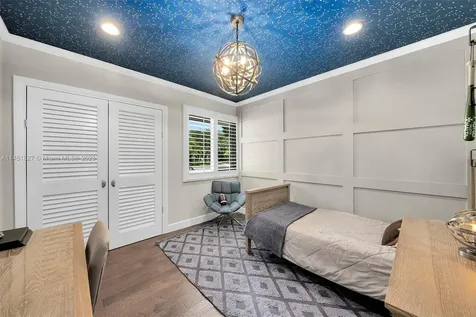 9611 SW 72nd Court Pinecrest FL 33156