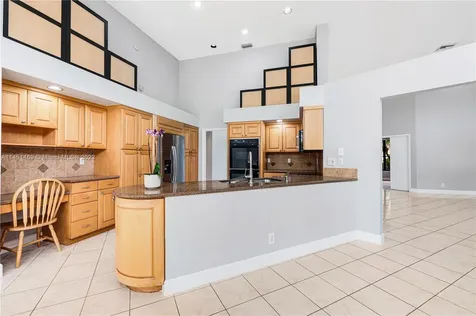 1256 S Manor Drive S Weston FL 33326