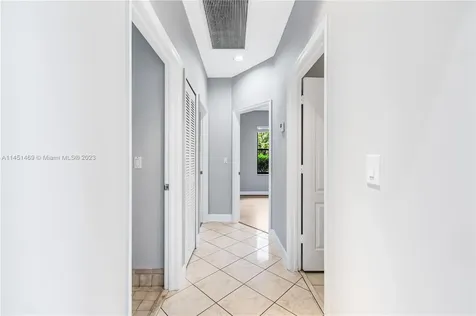 1256 S Manor Drive S Weston FL 33326