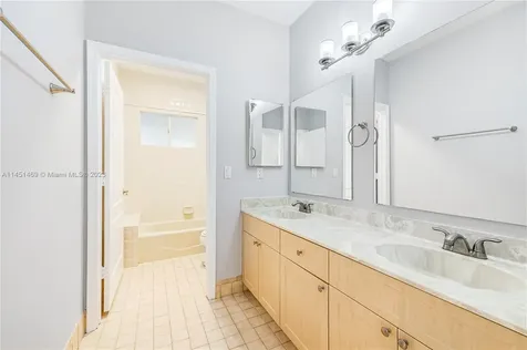 1256 S Manor Drive S Weston FL 33326