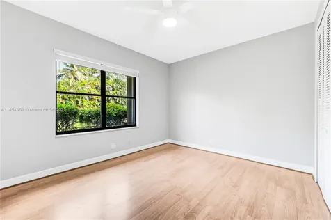 1256 S Manor Drive S Weston FL 33326