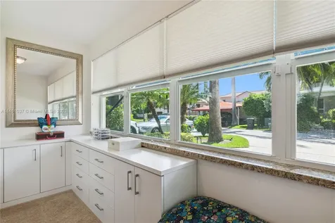 7611 Miami View Drive North Bay Village FL 33141