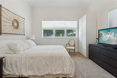 7611 Miami View Drive North Bay Village FL 33141