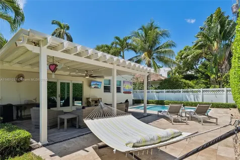 7611 Miami View Drive North Bay Village FL 33141