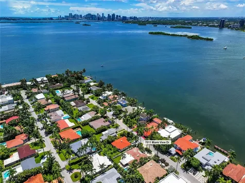 7611 Miami View Drive North Bay Village FL 33141