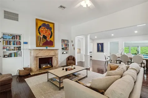 7611 Miami View Drive North Bay Village FL 33141