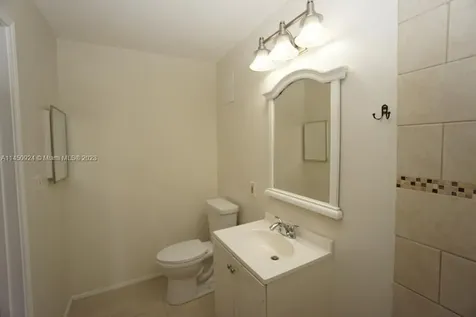 2667 NW 33rd Street Fort Lauderdale FL 33309