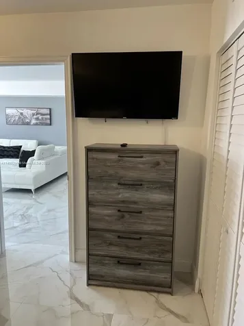 3725 S Ocean Drive Hollywood FL 33019