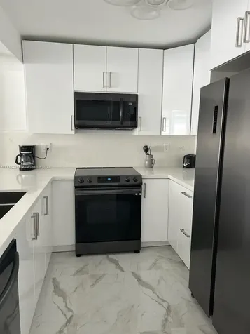 3725 S Ocean Drive Hollywood FL 33019