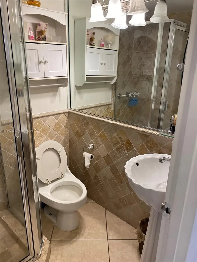3725 S Ocean Drive Hollywood FL 33019