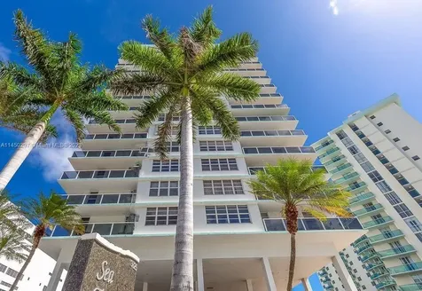 3725 S Ocean Drive Hollywood FL 33019