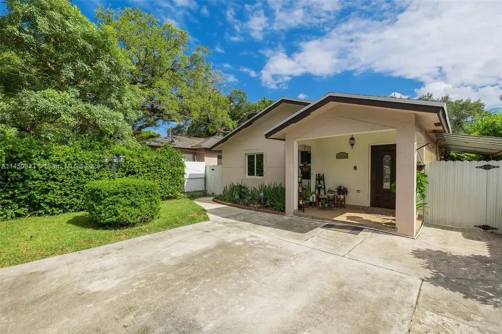 2480 NW 42nd Street Miami FL 33142