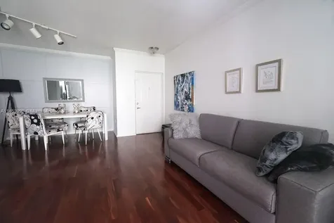 17145 N Bay Road Sunny Isles Beach FL 33160