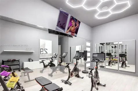 7010 SW 71st Court Miami FL 33143