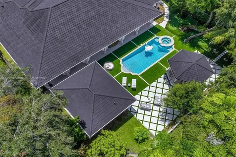7010 SW 71st Court Miami FL 33143