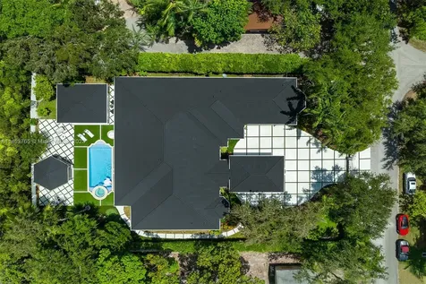 7010 SW 71st Court Miami FL 33143