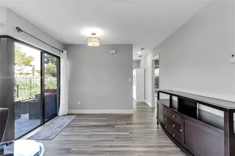 6701 SW 127th Place Miami FL 33183