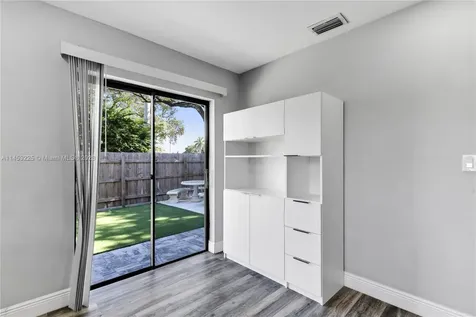 6701 SW 127th Place Miami FL 33183