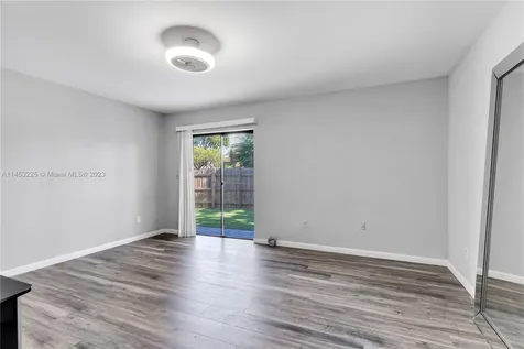 6701 SW 127th Place Miami FL 33183