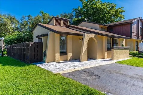 6701 SW 127th Place Miami FL 33183
