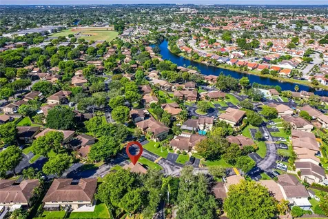 6701 SW 127th Place Miami FL 33183