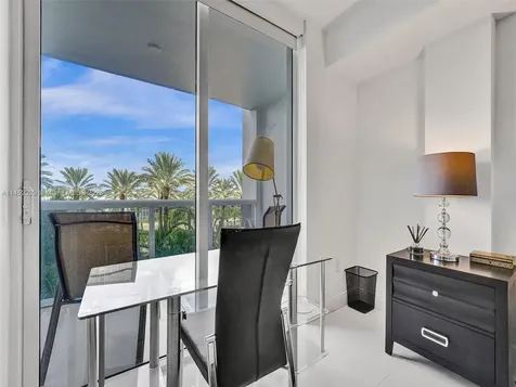 10275 Collins Avenue Bal Harbour FL 33154