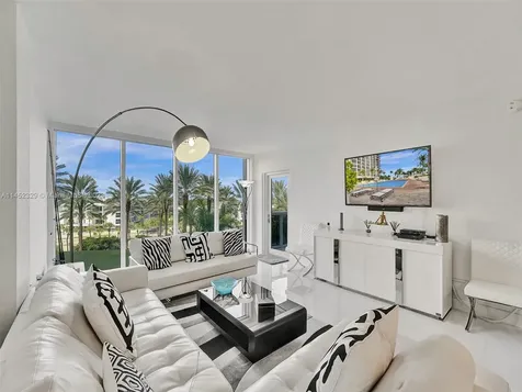 10275 Collins Avenue Bal Harbour FL 33154