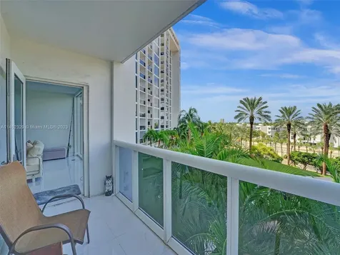 10275 Collins Avenue Bal Harbour FL 33154