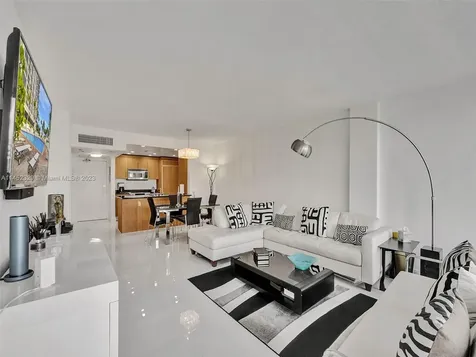 10275 Collins Avenue Bal Harbour FL 33154