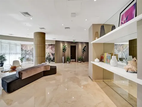 10275 Collins Avenue Bal Harbour FL 33154