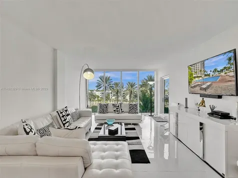 10275 Collins Avenue Bal Harbour FL 33154