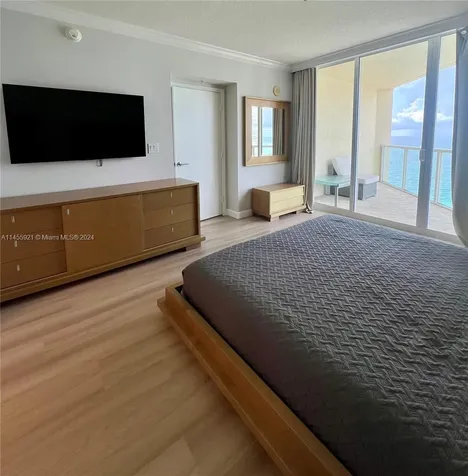 16699 Collins Avenue Sunny Isles Beach FL 33160