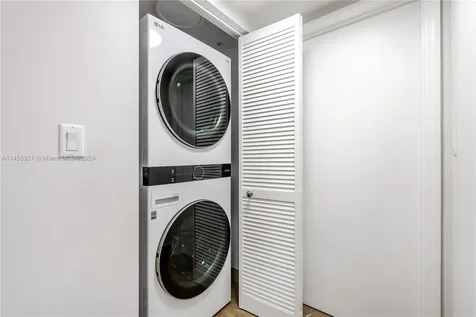 16699 Collins Avenue Sunny Isles Beach FL 33160