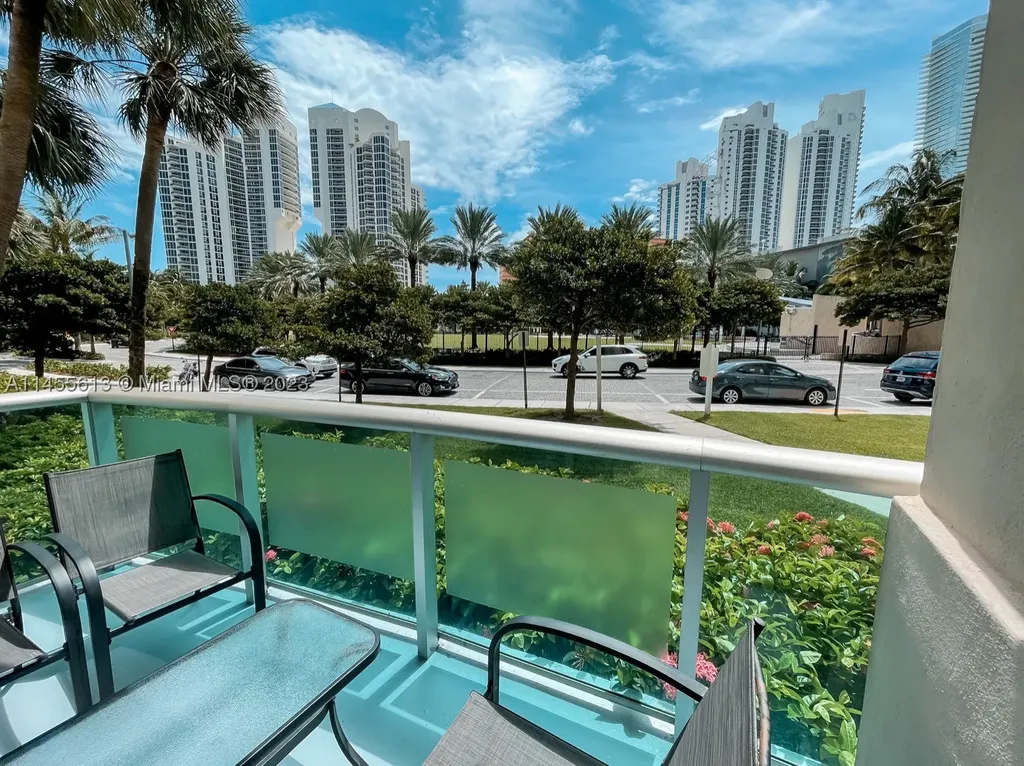 19370 Collins Avenue Sunny Isles Beach FL 33160