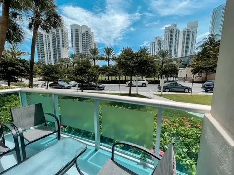 19370 Collins Avenue Sunny Isles Beach FL 33160