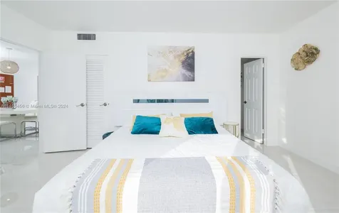 3801 S Ocean Drive Hollywood FL 33019