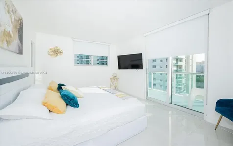 3801 S Ocean Drive Hollywood FL 33019