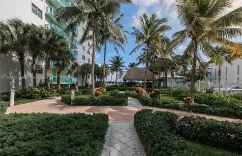 3801 S Ocean Drive Hollywood FL 33019