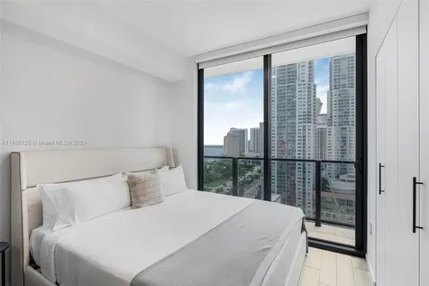 398 NE 5th Street Miami FL 33132